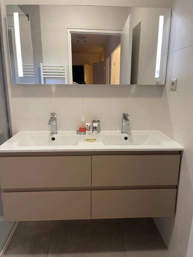 Domaine D'Ahmosis, Modern 2 Bedrooms Refurbished Apartment, F3 Moderne Fraichement Renove ル·カネ エクステリア 写真