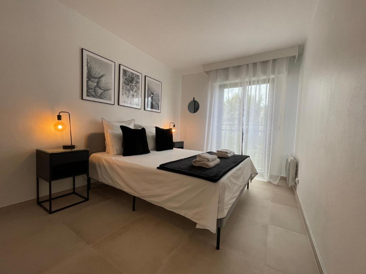 Domaine D'Ahmosis, Modern 2 Bedrooms Refurbished Apartment, F3 Moderne Fraichement Renove ル·カネ エクステリア 写真